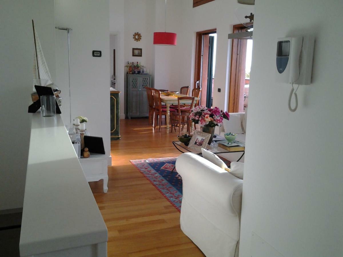 Attico Con Vista Spettacolare Cogoletoヴィラ エクステリア 写真